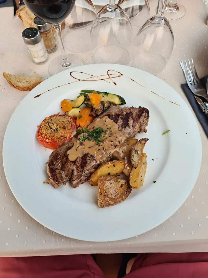 Cuisine française Thoux
