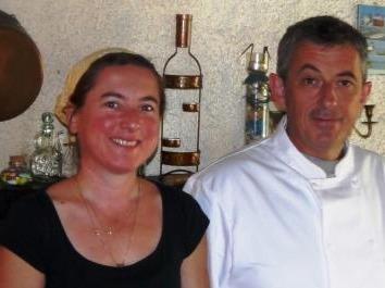 Restaurant vue sur le lac Montauban