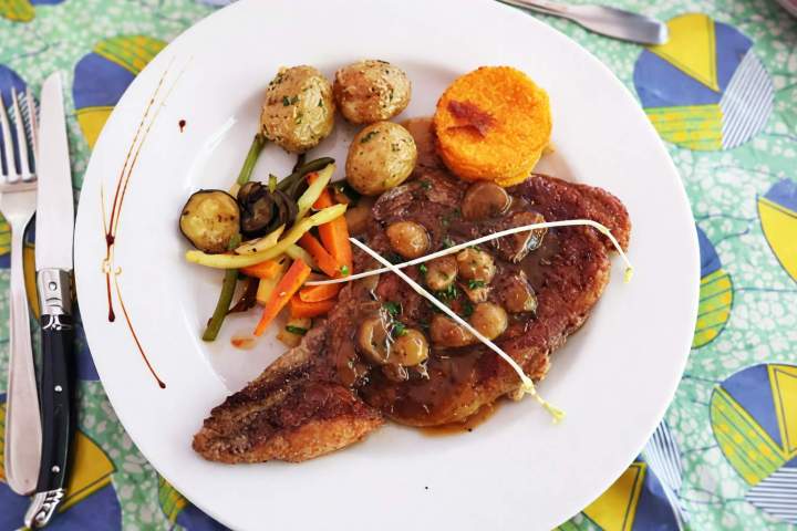Plat de viande Thoux